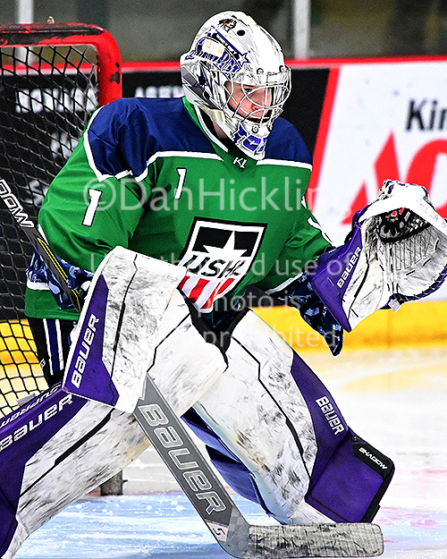 © Photo: Dan Hickling