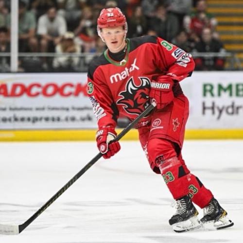 © Photo: James Assinder