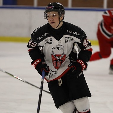 Ossian Ling Veiksaar