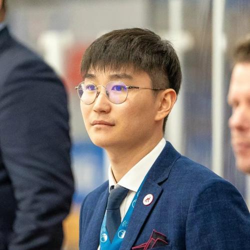 Yizhou Helian