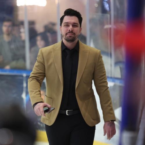 Navid Moazen Chaharsooghi