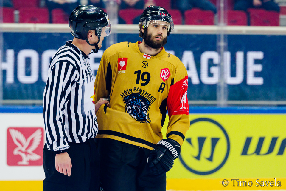 Elite Prospects Robert Farmer Photo Gallery